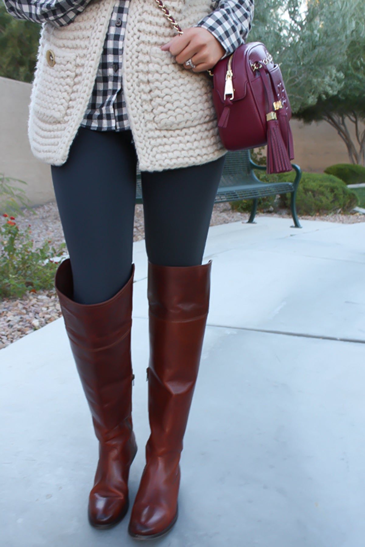 grey leggings brown boots